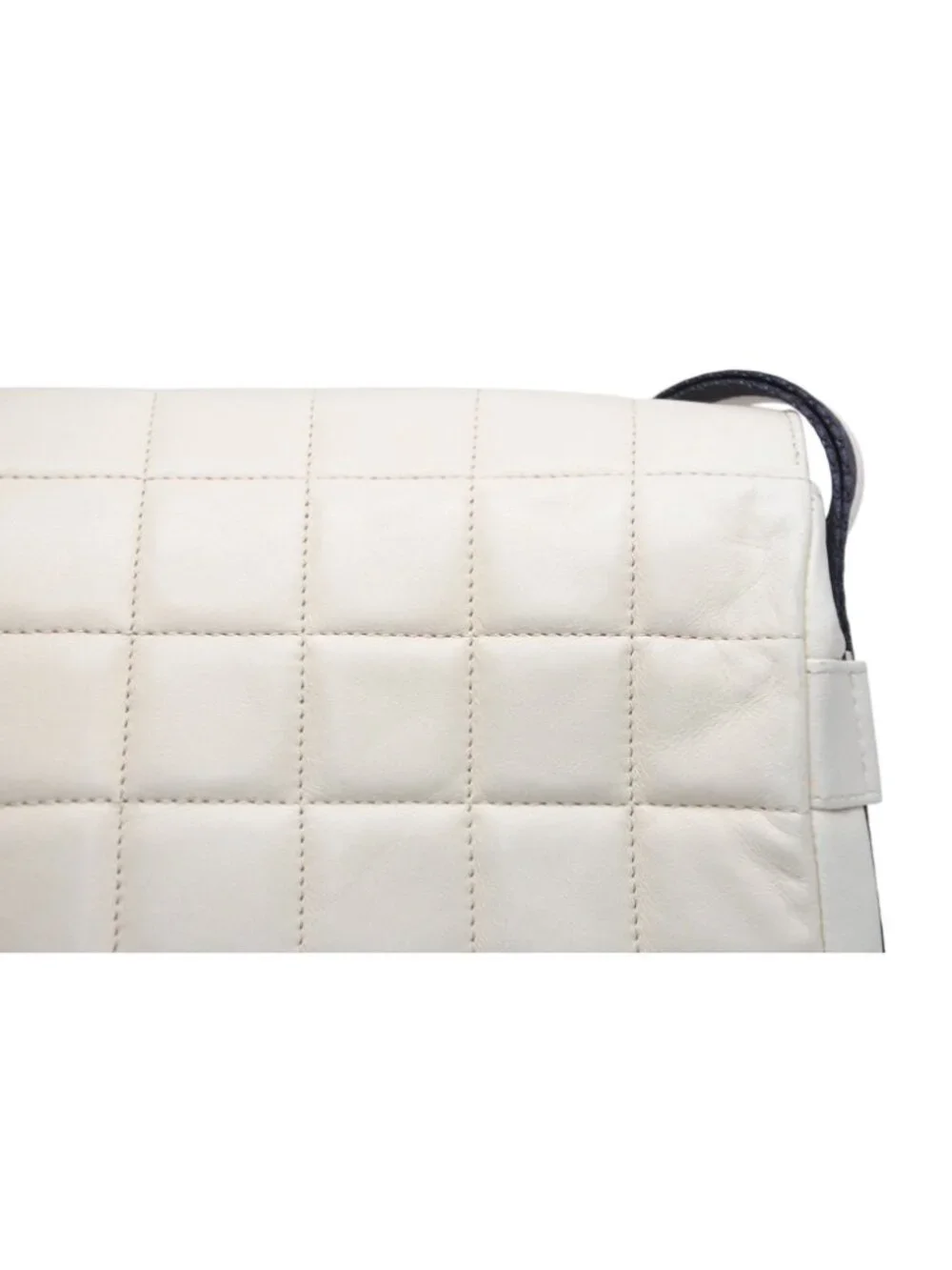 Chanel Choco Bar Shoulder Bag CC Logo Lambskin Quilted Ivory Gold